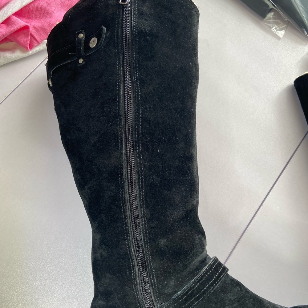 SUED UGG COWGIRL BOOTS : SIZE 9